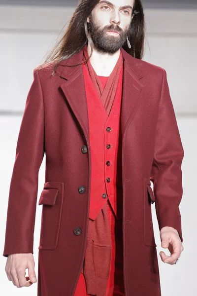 Look 15